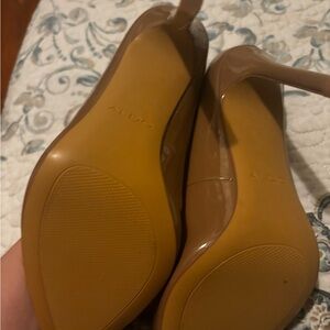 Aldo Women's Tan Heels